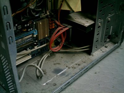 Fotos de ordenadores con polvo estropeados