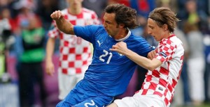 Italia empató a un gol con Croacia